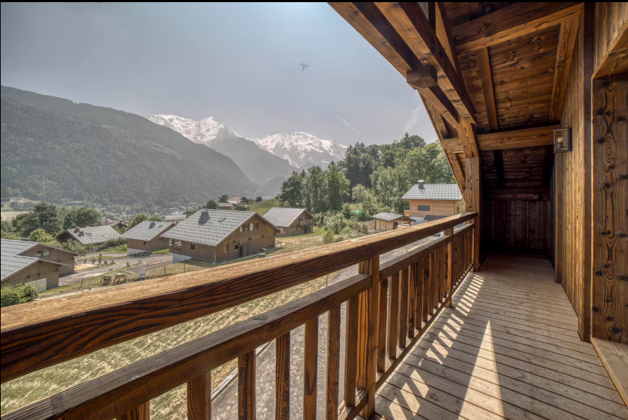 Balcon vue montagne